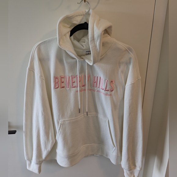 Beverly Hills Sweater - Picture 2 of 2